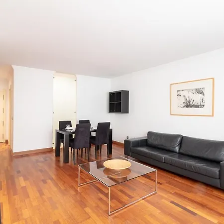 Flatguest Ramblas Golf 1b - Parking + Pool + Gym